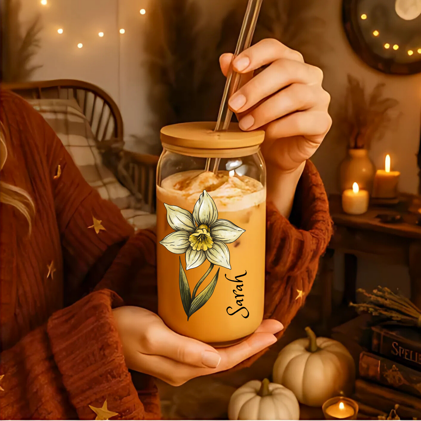 December Birth Flower Sipper, Narcissus Floral Glass, Personalized December Gift, Monthly Flower Sipper, Winter Birthday Cup, 16oz Glass